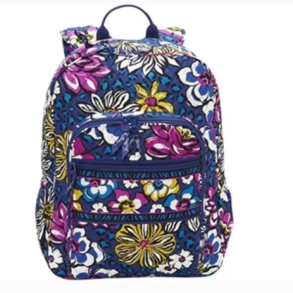 Like new Vera Bradley AFRICAN VIOLET LARGE backpack bag
